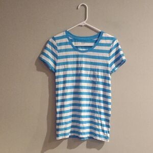 NWT Gap Favorite Tee Women's Medium Blue/White Stripe Short Sleeve T-shirt